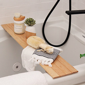 eshare-Varathane-BathCaddy-Natural-Clear-Waterbased-Polyurethane-Matte-300x300